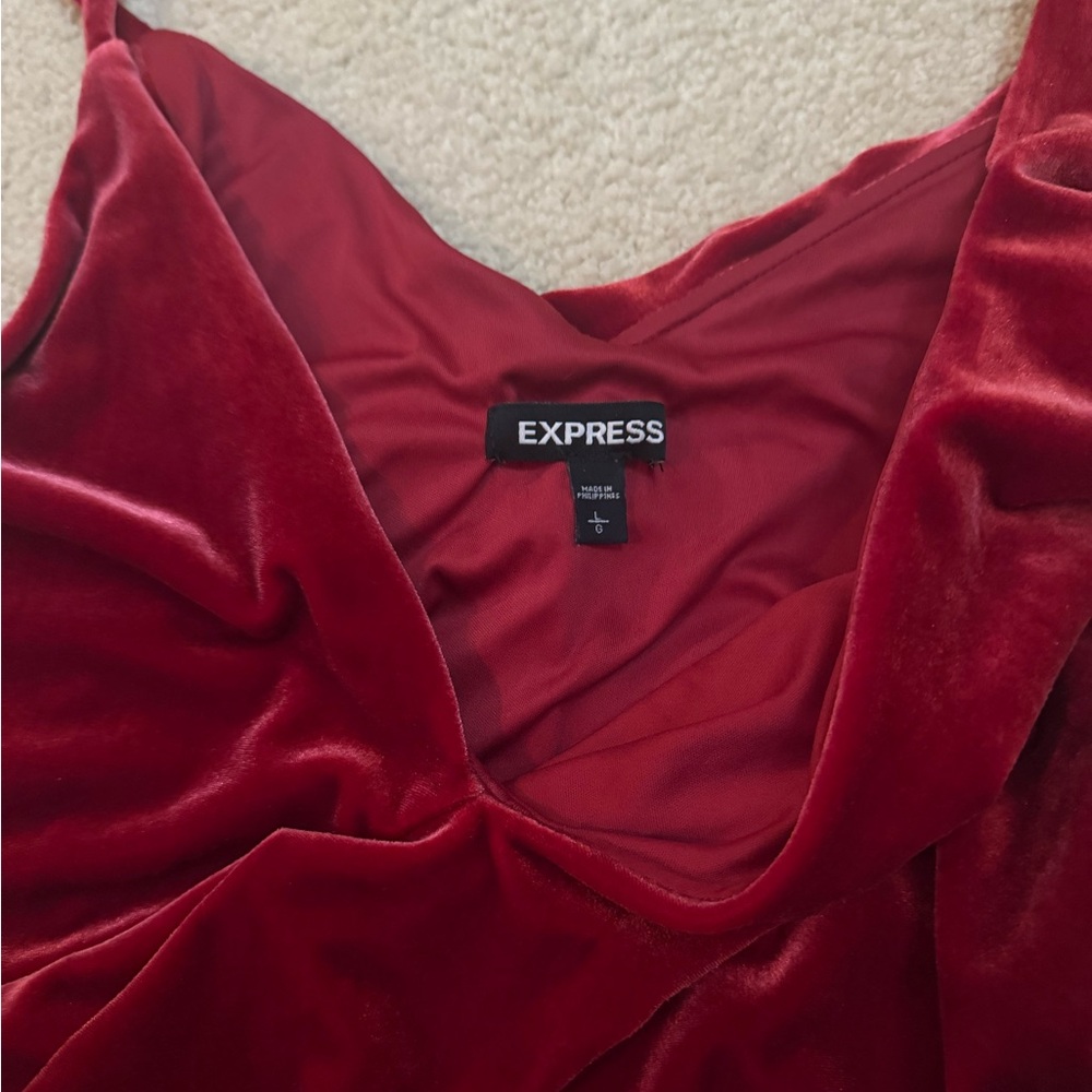 EXPRESS RED VELVET RUFFLE MINI DRESS - Picture 4 of 5